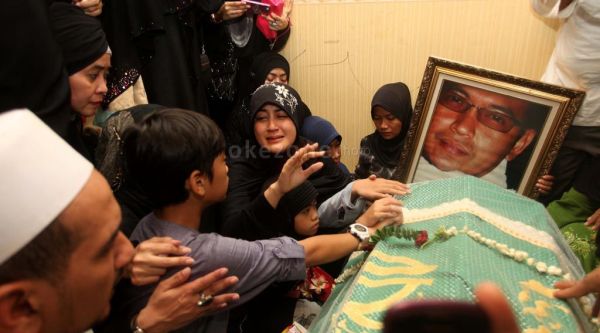 Bisa Gantikan Uje, Pipik Minta Anak Tak Aji Mumpung Bisa Gantikan Uje, Pipik Minta Anak Tak Aji Mumpung