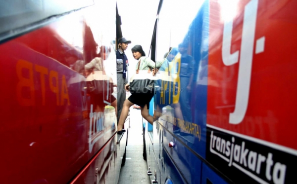 Penumpang Transjakarta Alami Pelecehan Seksual Penumpang Transjakarta Alami Pelecehan Seksual