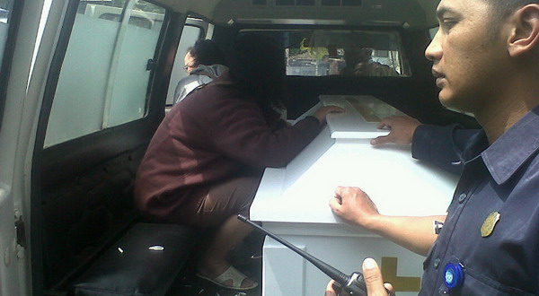Polisi Telusuri CCTV di Sekitar Lokasi Pembunuhan Sisca Polisi Telusuri CCTV di Sekitar Lokasi Pembunuhan Sisca
