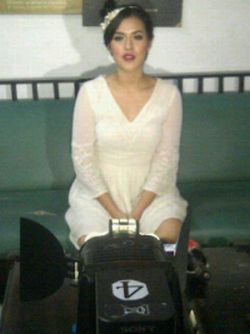 Raisa Jadi Aktris Teater di MV Raisa Jadi Aktris Teater di MV