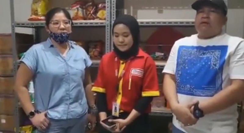 Pegawai Diancam UU ITE oleh Konsumen Kedapatan Curi Cokelat, Ini Reaksi Alfamart