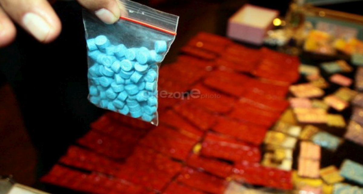 Polisi Bongkar Industri Rumah Tangga Pembuat Pil Ekstasi di Pekanbaru