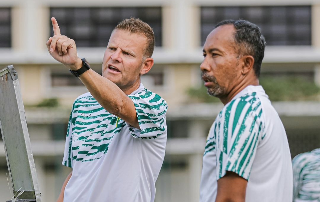 Liga 1 2023-2024: Pelatih Baru Persebaya Surabaya Sesumbar Kalahkan Arema FC