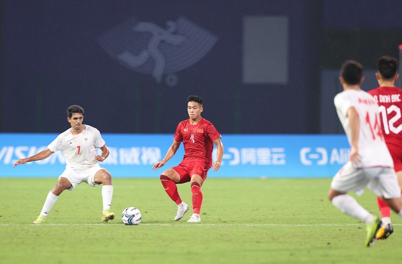 Hasil Timnas Iran U-24 vs Timnas Vietnam U-24 di Asian Games 2023: <i>The Golden Stars</i> Dibantai 0-4