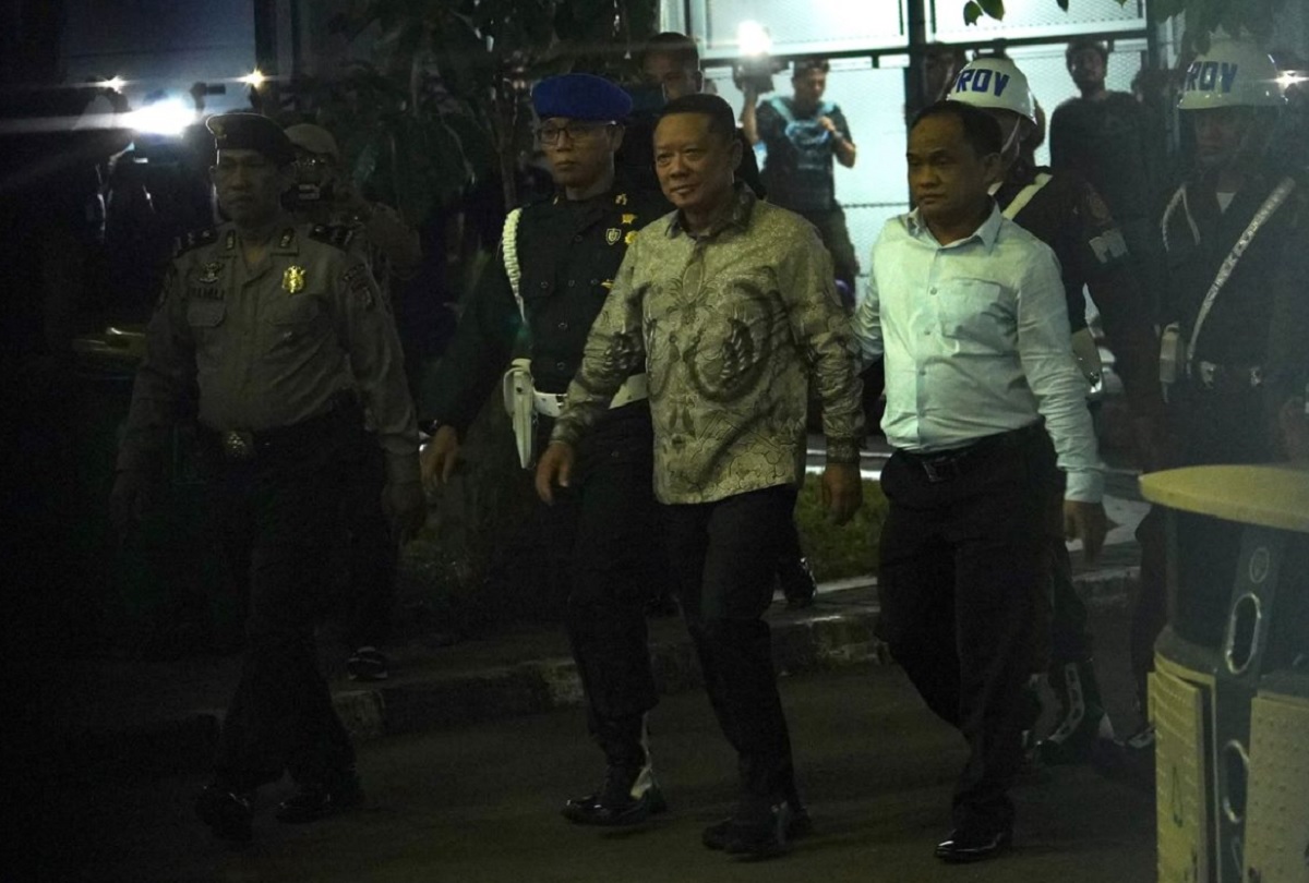 Febrie Ditahan Tanpa Kenakan Rompi dan Borgol, Alasan Kejagung Dinilai Tak Masuk Akal