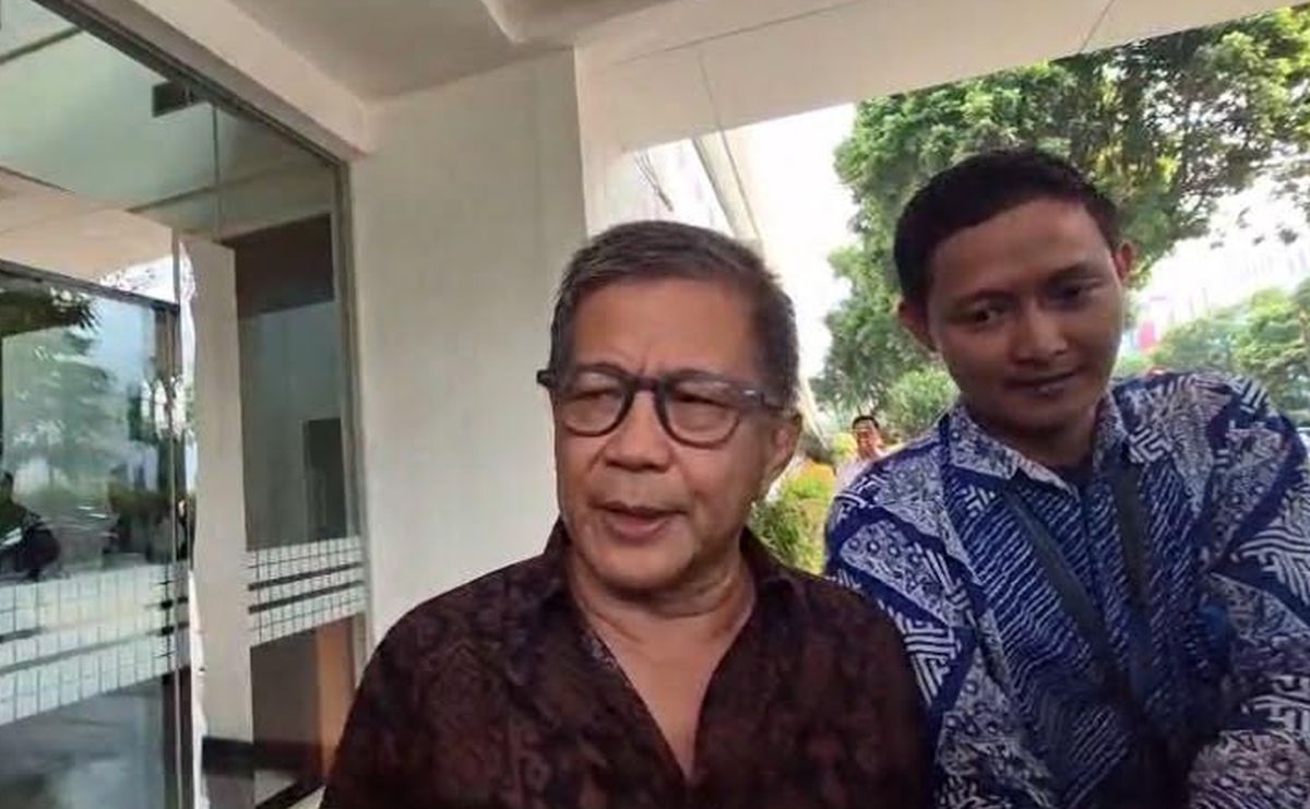 Rocky Gerung Rapat Perdana Wantimpres, Bahas Putusan MK soal Gibran?