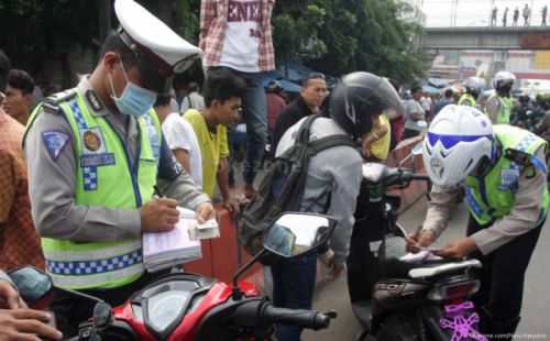 raziq polisi | infogue.id razia polisi