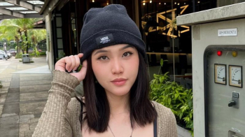 Gaya Anastasya Khosasih Pakai Crop Top Transparan Bikin Netizen Gemas