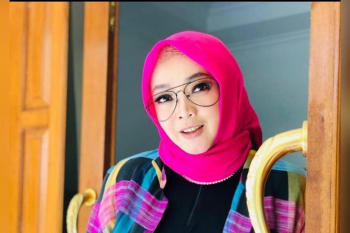 Teddy Syach Nikah, Ucapan Haru Mendiang Rina Gunawan Viral Lagi