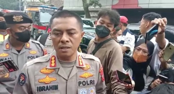Bom Bunuh Diri di Polsek Astana Anyar Bandung, 2 Meninggal dan 8 Terluka