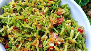 Resep Oseng Bunga Pepaya Teri yang Tak Pahit, Dijamin Nambah!