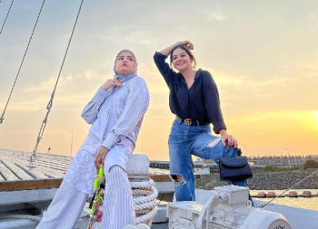 Jadi Mama Muda, Begini Cara Tika dan Tiwi Menjaga Penampilan | News+ on ...