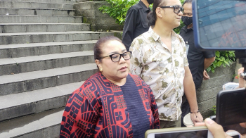 Nunung Menangis Cerita Awal Mula Divonis Kanker Payudara