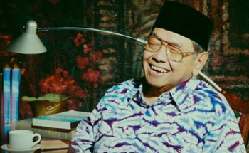 Humor Gus Dur: Baju dalam Kardus untuk Kunjungan ke China