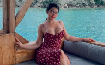 5 Potret Fbyana yang Bikin Mata Lelaki Melotot, YouTuber Doyan Traveling Nih!