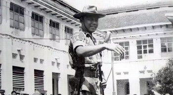 Saat Sarwo Edhie Wibowo Pukul Sopir Panser di Depan Mahasiswa