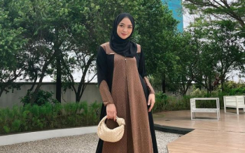 Gaya Hijab Cantik Citra Kirana dengan Busana Terusan, Cocok untuk Menyambut Ramadhan