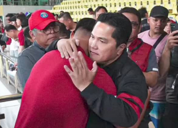 Pesan Menyentuh Hokky Caraka kepada Erick Thohir Jelang Bertemu FIFA Bahas Nasib Piala Dunia U-20 2023: Mohon Diperjuangkan Pak!