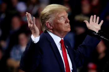 Donald Trump Absen dalam Debat Presiden Partai Republik, Pecahkan Rekor Kontroversi Tanpa Hadir