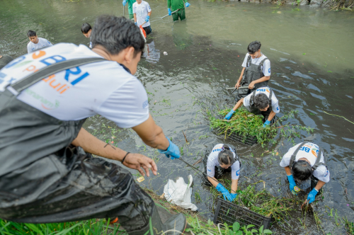 BRI Peduli Edukasi Masyarakat Jaga Kebersihan Sungai dan Hijaukan Lingkungan Sekitar