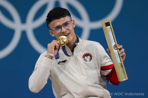 Segini Bonus yang Diterima Rizki Juniansyah Setelah Raih Emas Olimpiade Paris 2024 Cabang Olahraga Angkat Besi?