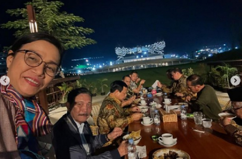 Sidang Kabinet Perdana di IKN: Erick Thohir, Sri Mulyani hingga Luhut Merapat Sambil Makan Bakso