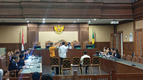 Hadir di Ruang Sidang, Kakak Gazalba Saleh Jadi Saksi Tanpa Sumpah