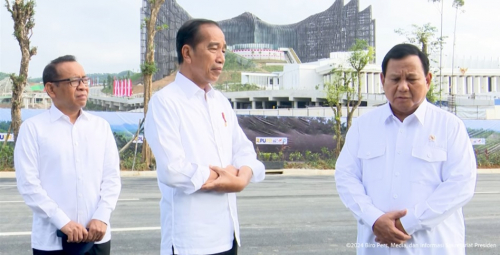 Detik-Detik Jokowi Gelar Sidang Kabinet Pertama di IKN