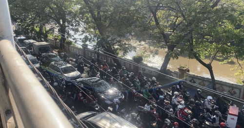 Jalan Depan Pasaraya Macet Imbas Kebakaran Manggarai, Pengendaranbsp;Diimbau Cari Jalur Alternatif