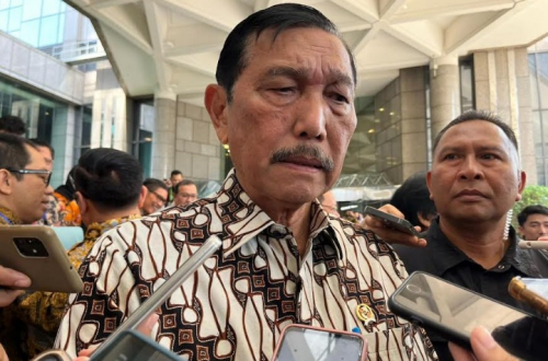 Luhut Suntik Mati PLTU Suralaya demi Atasi Polusi Jakarta