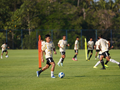 Zahaby Gholy Nikmati Latihan Berat ala Timnas Indonesia U-17 Asuhan Nova Arianto