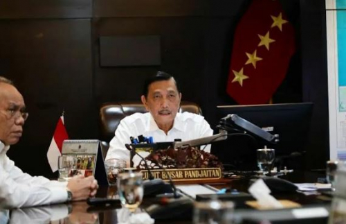 Luhut Bakal Pasang Sensor Gas di Pabrik Sekitar Jakarta demi Tekan Polusi