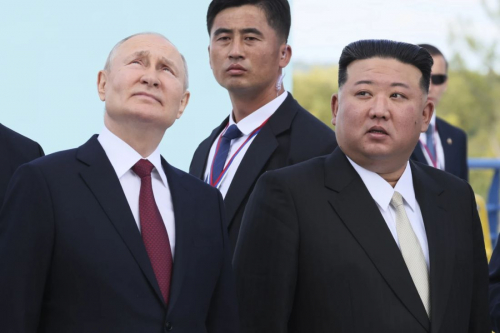 Kim Jong-un dan Putin Bersumpah Hubungan yang Lebih Dalam pada Hari Kemerdekaan Korea