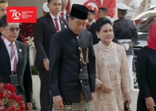 Sidang Tahunan MPR-DPR 2024, Jokowi dan Iriana Kompak Pakai Adat Betawi