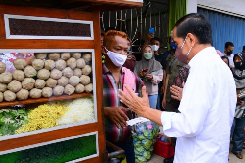 Jokowi Klaim Kesejahteraan Warga 62 Meningkat Selama 10 Tahun