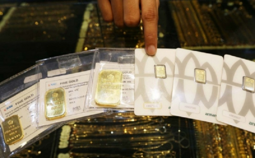 Harga Emas Antam Malas Bergerak, Tetap Dijual Rp1,41 Juta per Gram