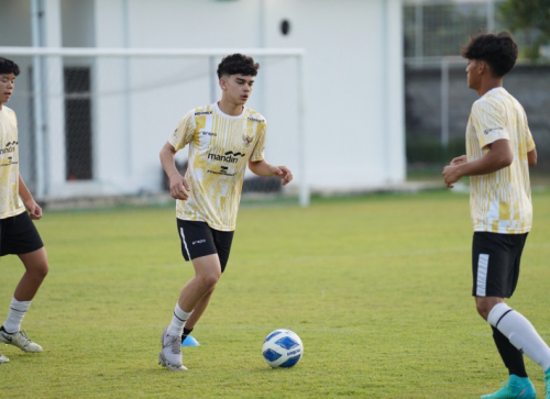 Matthew Baker Siap Bawa Timnas Indonesia U-17 Taklukan India di Laga Uji Coba