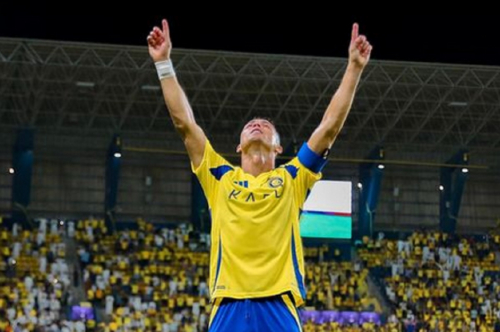 Cristiano Ronaldo Sedih Harap sang Ayah Masih Hidup Usai Cetak Gol di Laga Al Nassr vs Al Rayyan