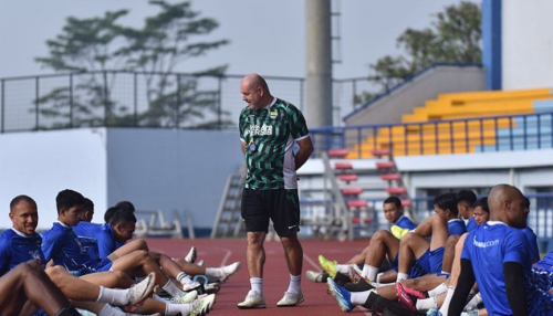 Zhejiang FC vs Persib Bandung: Bojan Hodak Pastikan Pangeran Biru Main Tanpa Beban