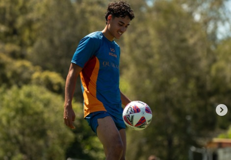 Latihan Perdana di Brisbane Roar, Rafael Struick Banjir Dukungan