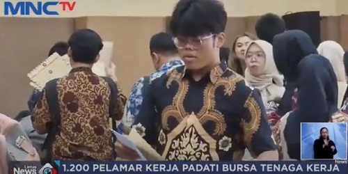 Bawa Syarat Melamar Kerja, 1.200 Pelamar Kerja Padati Bursa Tenaga Kerja