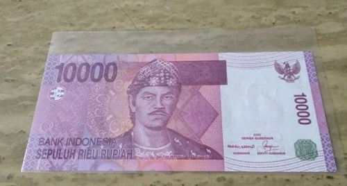 Masih Laku, BI Minta Masyarakat Tak Menolak Uang Rp10.000 Warna Merah