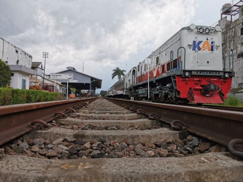 Proyek Jalur Ganda Kereta Bogor-Sukabumi Rampung, Investasi Rp2,2 Triliun