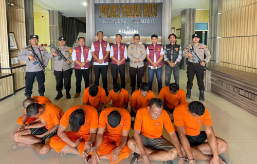 polres-rohul-tangkap-10-orang-sindikat-pencurian-hewan-ternak