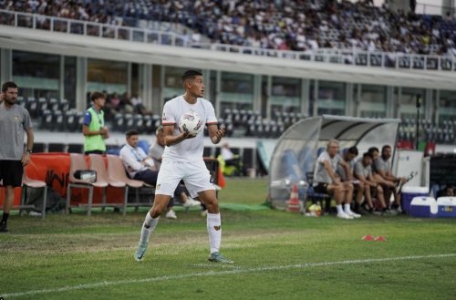 Media Italia Puji Penampilan Jay Idzes saat Bantu Venezia FC Tahan Monza 2-2