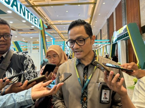 Beasiswa Haji Indonesia, BPKH: Tidak Ada Satu Rupiah pun Diambil dari Dana Haji!