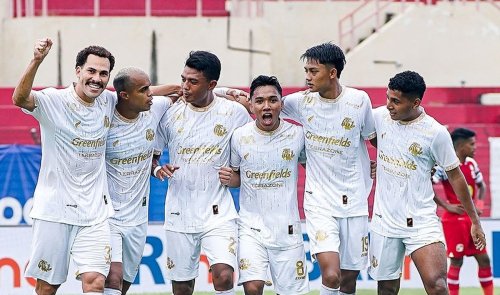 Hasil Barito Putera vs Arema FC di Liga 1 2024-2025: Singo Edan Menang 3-1!