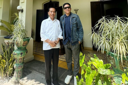 Desta Bertamu ke Rumah Jokowi di Solo, Disuguhi Teh Hangat dan Camilan