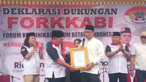 deklarasi-dukungan-forkkabi-jadikan-ridwan-kamil-suswono-anggota-kehormatan