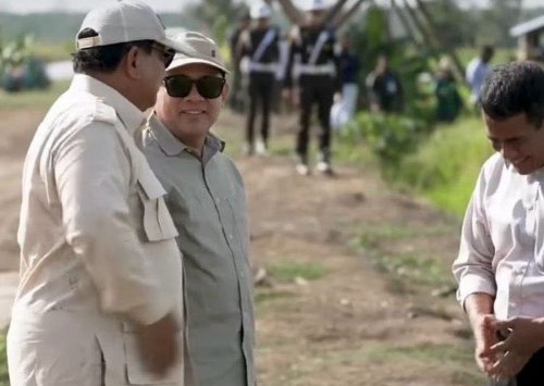 Prabowo Didampingi Haji Isam Cek Program Cetak Sawah 1 Juta Hektare di Merauke